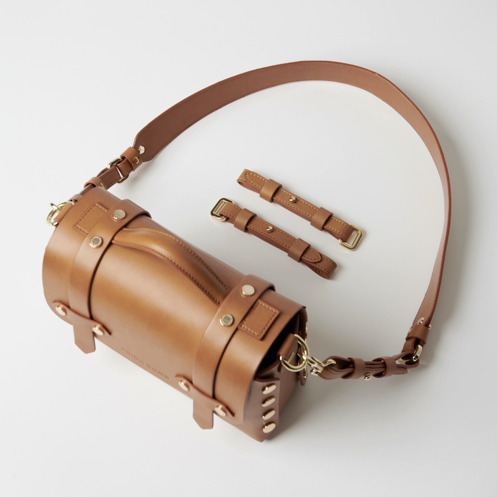 The WEEK/END Crossbody Handbag Tan