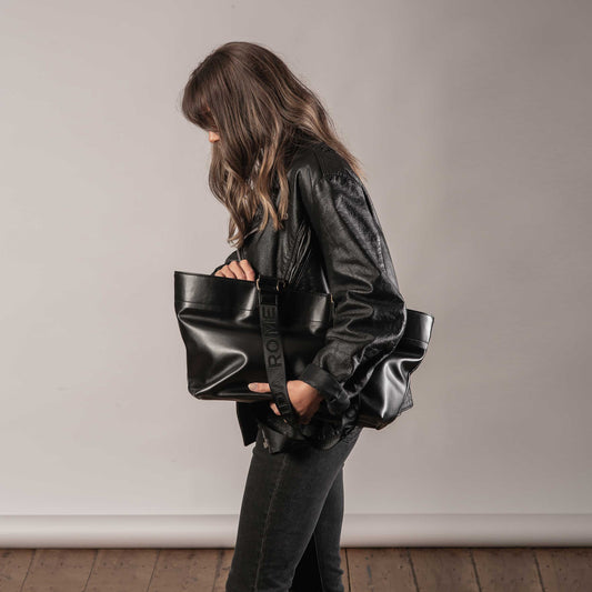 The WEEK/DAY X Slouch Tote